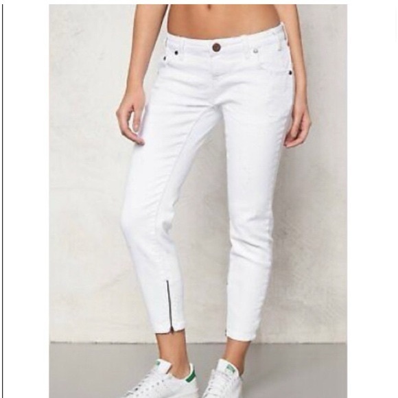 One X Oneteaspoon Denim - One X Oneteaspoon Elegant White Distressed Cropped Jeans for Women